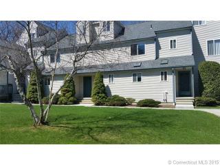 24 Ivy Grove Ct, Huntington CT  06484-3824 exterior