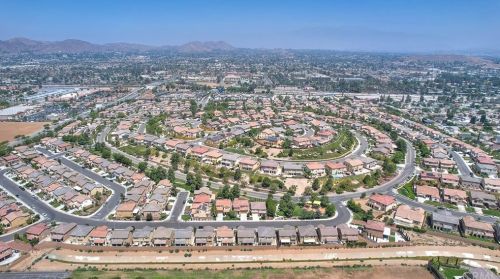 10815 Portofino Ln, Riverside CA  92503-5213 exterior