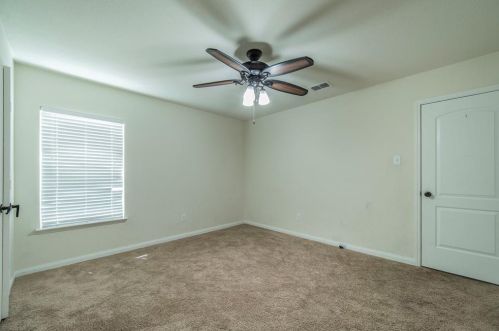 14271 Greenhaw Ln, Dallas TX 75253-5081 exterior