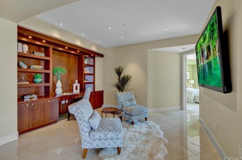 5144 Scholarship, Irvine CA  92612-5696 exterior