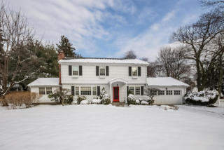 10 Old Field Rd, Norwalk CT  06853-1119 exterior