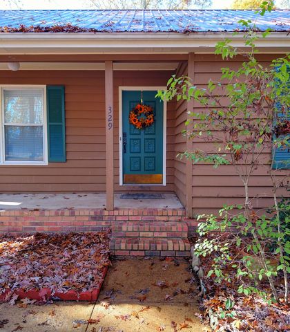 329 Dogwood Ct, Lyles, TN 37098-1812