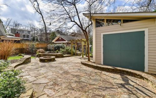 356 Ferguson St, Atlanta GA  30307-2085 exterior