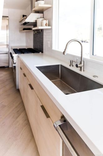 2166 Warmlands Ave, Vista CA  92084-3338 exterior