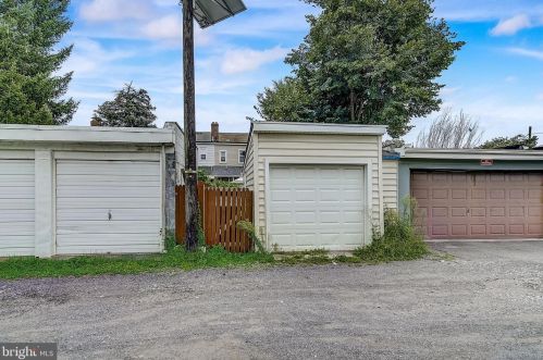 322 Ellis Ave, Trenton NJ  08638-3948 exterior