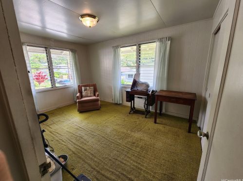 2526 Gardenia St, Honolulu HI  96816-3502 exterior