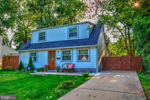 945 Terrace Blvd, Trenton, NJ 08618-1959
