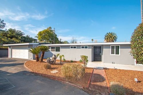 411 Morningside Ter, Vista CA  92084-6139 exterior