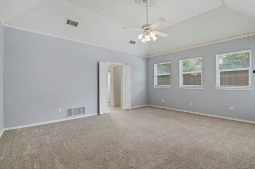 2221 Lorraine Dr, Carrollton TX 75006-4322 exterior