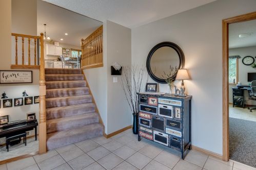 516 Highland Ct, Saint Peter, MN 56082-1248