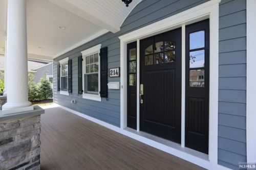 214 Pleasant Ave, Ridgewood, NJ 07450-2833