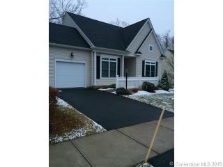 39 Wyndemere Ln, Windsor, CT 06095-1179