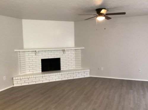 6905 Glendale Dr, Fort Worth, TX 76182-4915