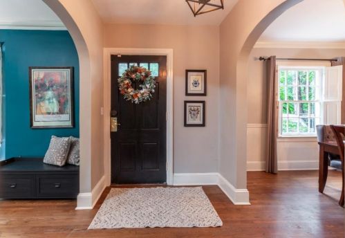 3103 Dale Dr, Atlanta GA  30305-2724 exterior