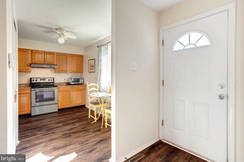7148 Talisman Ln, Columbia, MD 21045-4824