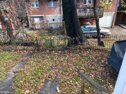 5219 10th St, Philadelphia PA 19141-4009 exterior