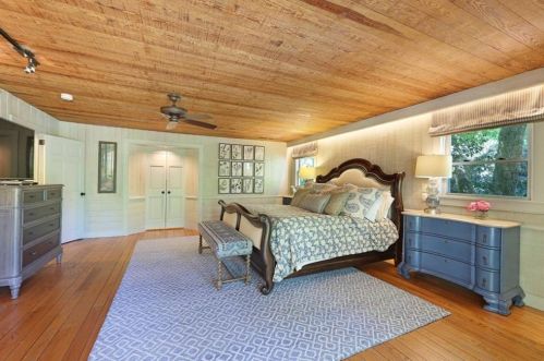 1630 Brandon Hall Dr, Atlanta GA  30350-3703 exterior