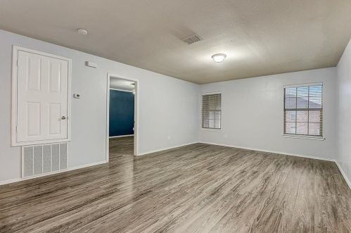 5859 Misty Breeze Dr, Fort Worth TX  76179-5274 exterior