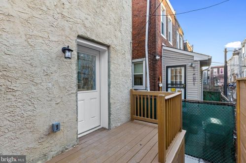 128 53 St, Philadelphia PA 19139-2613 exterior