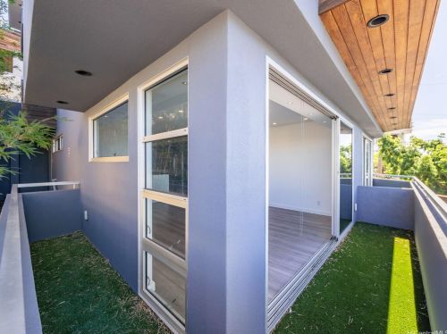 1538 Pele St, Honolulu HI  96813-2010 exterior
