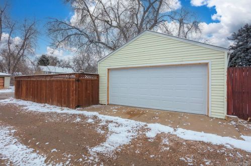 1150 Bates Pkwy, Englewood CO  80113-1777 exterior