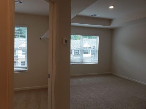 59 Chastain Cir, Newnan GA  30263-8640 exterior