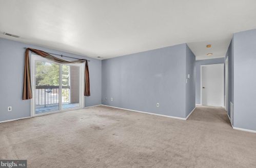 383 Silvia St, Trenton NJ 08628-3238 exterior