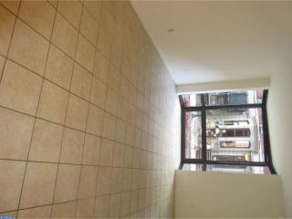 2028 Walnut St, Philadelphia PA  19103-5608 exterior