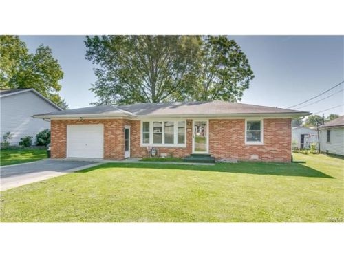 230 Julia St, Smithton, IL 62285-1458