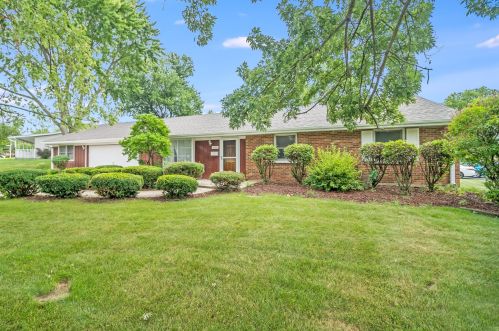10211 Hiawatha Trl, Orland Park, IL 60462-3511