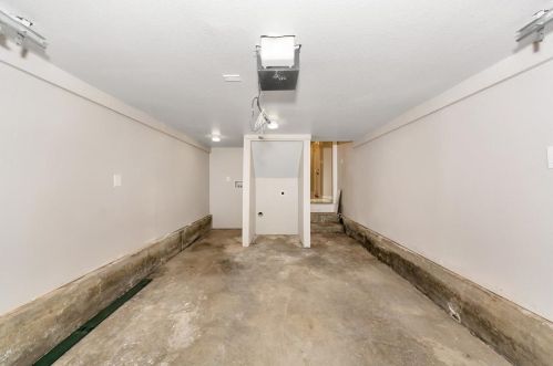 2217 Sturges Dr, Fort Worth TX  76112-3816 exterior