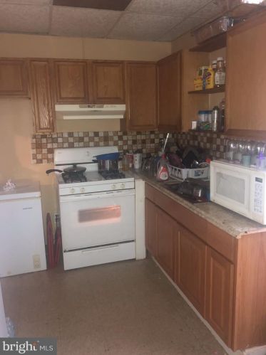 1218 Langham Ave, Camden NJ 08103-2735 exterior