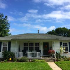 905 Monroe Ave, Altamont, IL 62411-1828