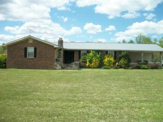 487 Pomroy Rd, Manchester, TN 37355-6843