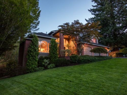 15890 Nighthawk Dr, Beaverton OR  97007-8190 exterior