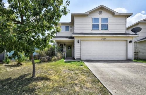 1625 Coriander Dr, Austin TX  78741-7520 exterior