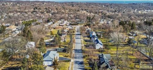 97 Roosevelt Ave, Paterson NJ  07506-0015 exterior