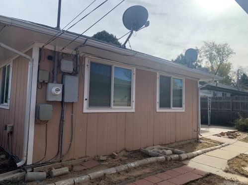 3265 Locust St, Denver, CO 80222-7409