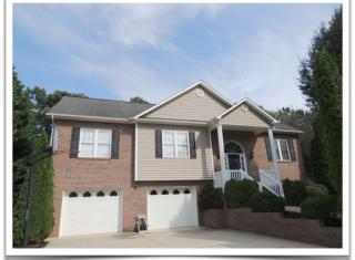 1924 Plaza Dr, Hickory, NC 28602-8273