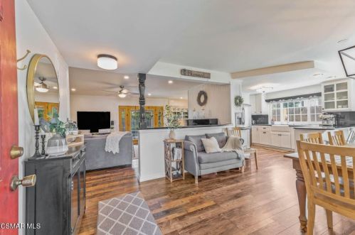 2824 Galena Ave, Simi Valley CA 93065-2712 exterior