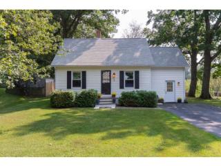 65 Benson St, Portsmouth, NH 03801-4811