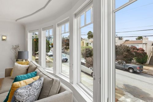 556 Arch St, San Francisco, CA 94132-2706