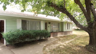 5543 Locust Ave, Carmichael, CA 95608-6606