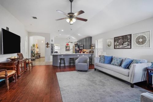 10716 Ambling Trl, Fort Worth TX  76108-6943 exterior