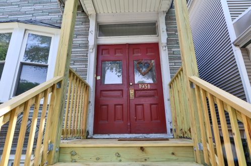 1931 Addison St, Chicago, IL 60613-3504