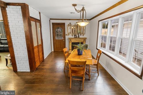 48 Calvin Unger Ln, Berkeley Springs WV 25411-5181 exterior