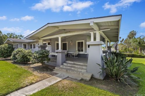 6268 Palm Ave, Riverside CA  92506-2021 exterior