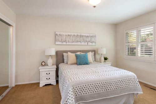 658 San Antonio Rd, Los Altos CA 94022-1304 exterior