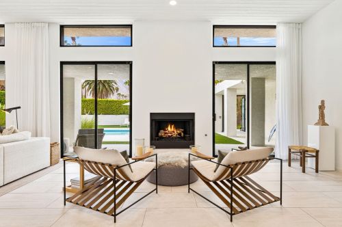 2464 Caliente Dr, Palm Springs, CA 92264-9446