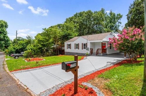 1794 Crest Ridge Dr, Marietta, GA 30067